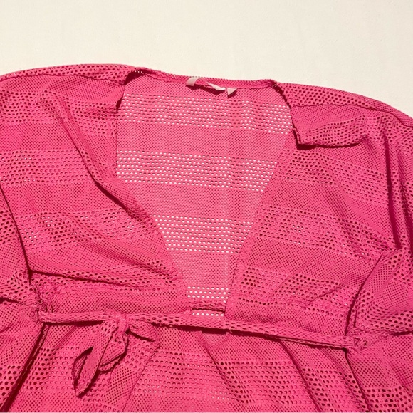 La Vie En Rose Pink Mesh Beach Cover-Up Size Large - Picture 2 of 16